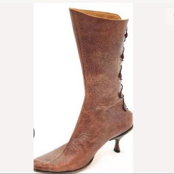 CYDWOQ Shoes - CYDWOQ designer boots. Brand New. Size 40.